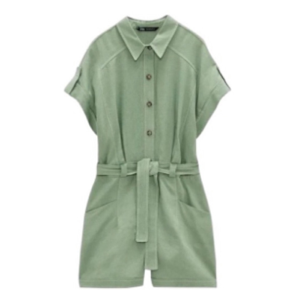 NWT ZARA BELTED GREEN ROMBER SIZE M💚